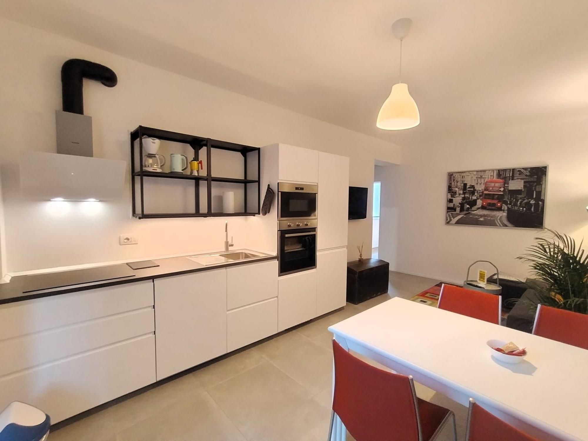 Apartment Active Wind